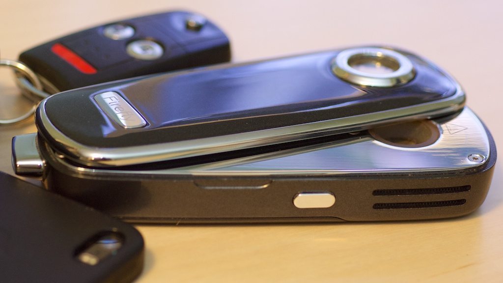 Firefly Vaporizer Review: Will it light up the night?